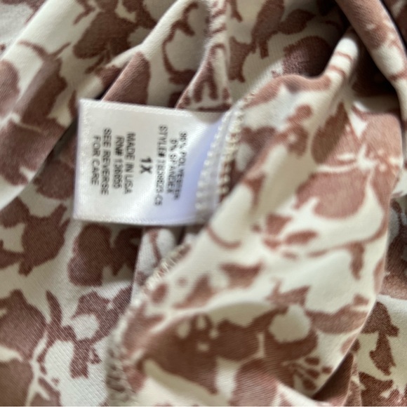 Floral Tank - Picture 2 of 5